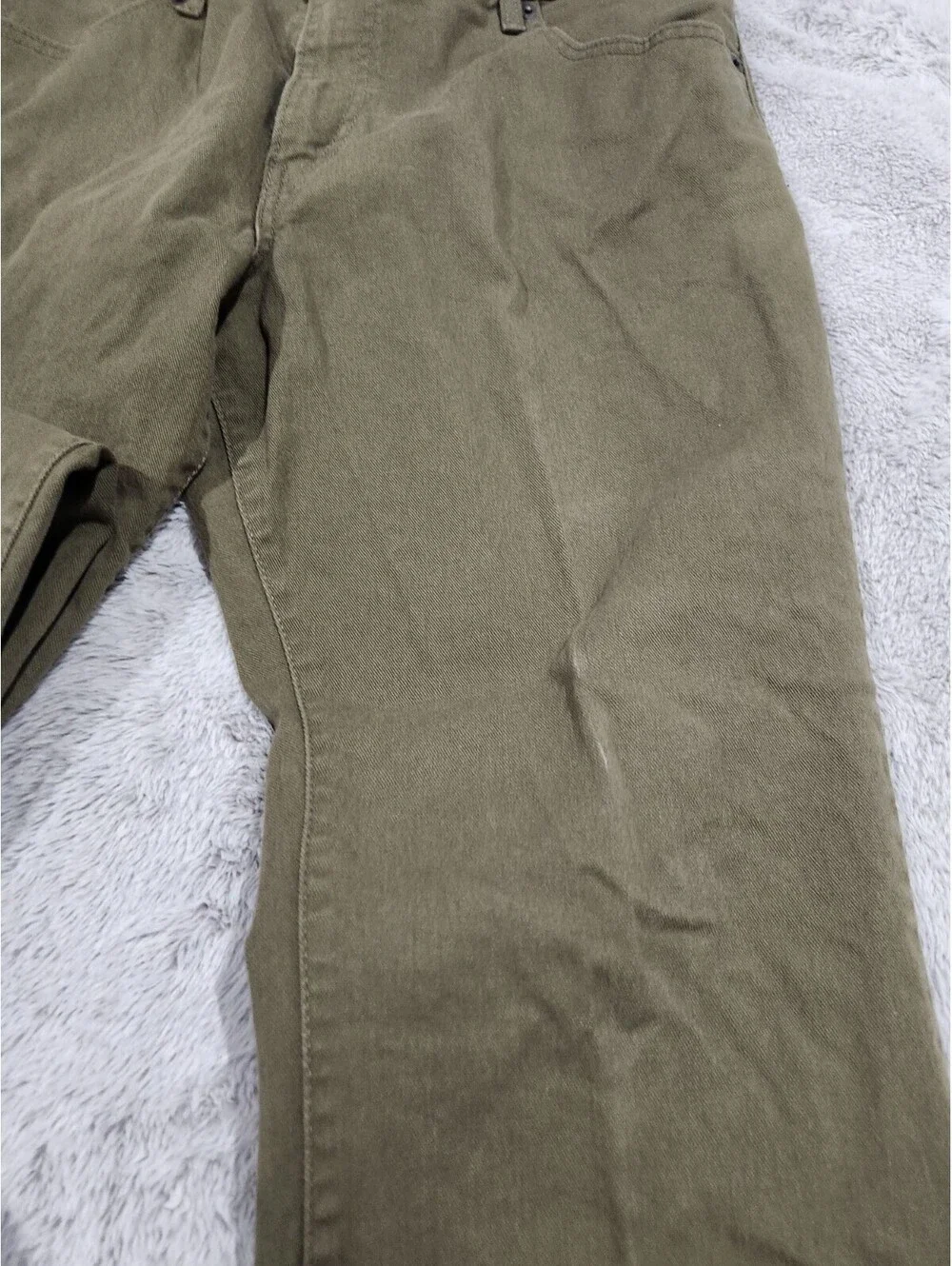 Vintage Y2K Levi's 550 Relaxed Boot Cut jeans 16M Green